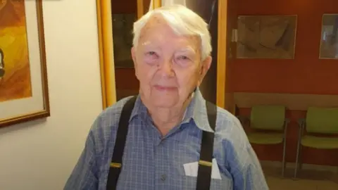 A Legacy of Resistance: Remembering Michael Smuss, a Warsaw Ghetto Survivor