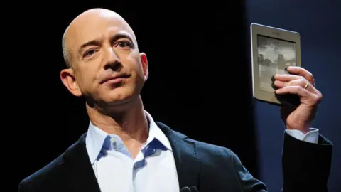 Amazon Cuts Support for Older Kindle Models, Users React