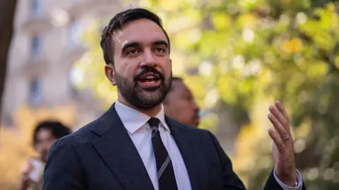 Trump Expresses Reluctance to Fund NYC Under Potential Mayor Mamdani