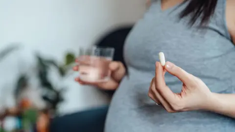 New Study Affirms Paracetamol Safety in Pregnancy Despite Controversial Trump Claims