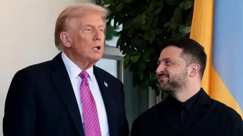 Zelensky Open to Participate in Trump-Putin Summit in Hungary