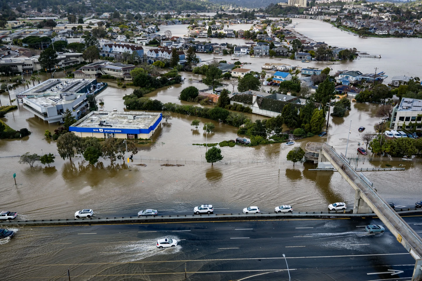Northern California Faces Severe Flooding Amid Record King Tides