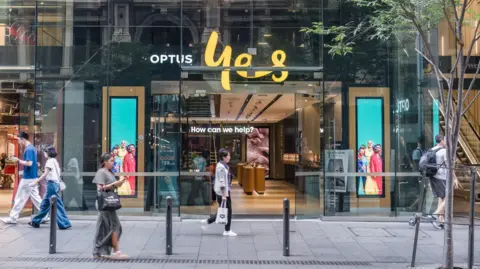 Outrage in Australia Over Optus Telecom Outage Linked to Fatal Emergencies