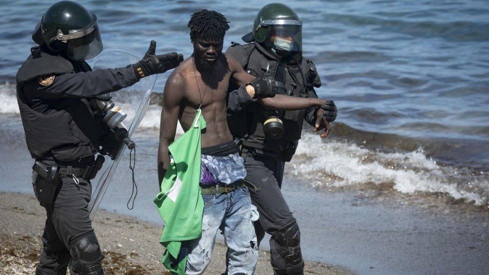 Hundreds of Migrants Attempt Mass Crossing from Morocco to Ceuta, Stirring Security and Humanitarian Concerns
