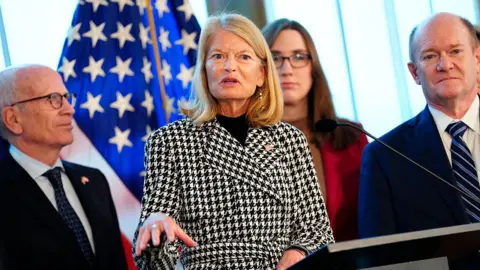 Congress Faces Dilemma Over Trump's Greenland Acquisition Plans