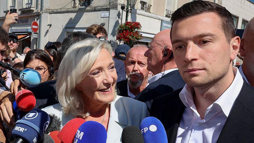 Bardella’s Quiet Exit: Marine Le Pen’s Rise Leaves Deputy in the Shadows