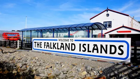 UK Affirms Falklands Sovereignty Amid US Pentagon Review