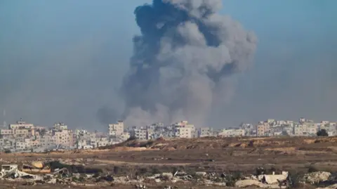 Intensified Conflict: Israeli Offensives in Gaza as Echoes of Global Condemnation Grow