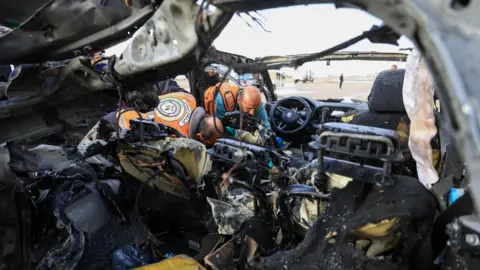 Israeli Airstrike Eliminates Senior Hamas Commander Amid Ongoing Conflict