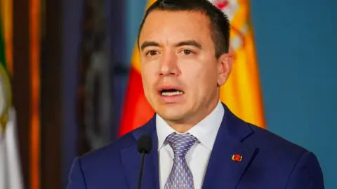 Ecuadorian President Claims Foiled Attempt on His Life via Poisoning