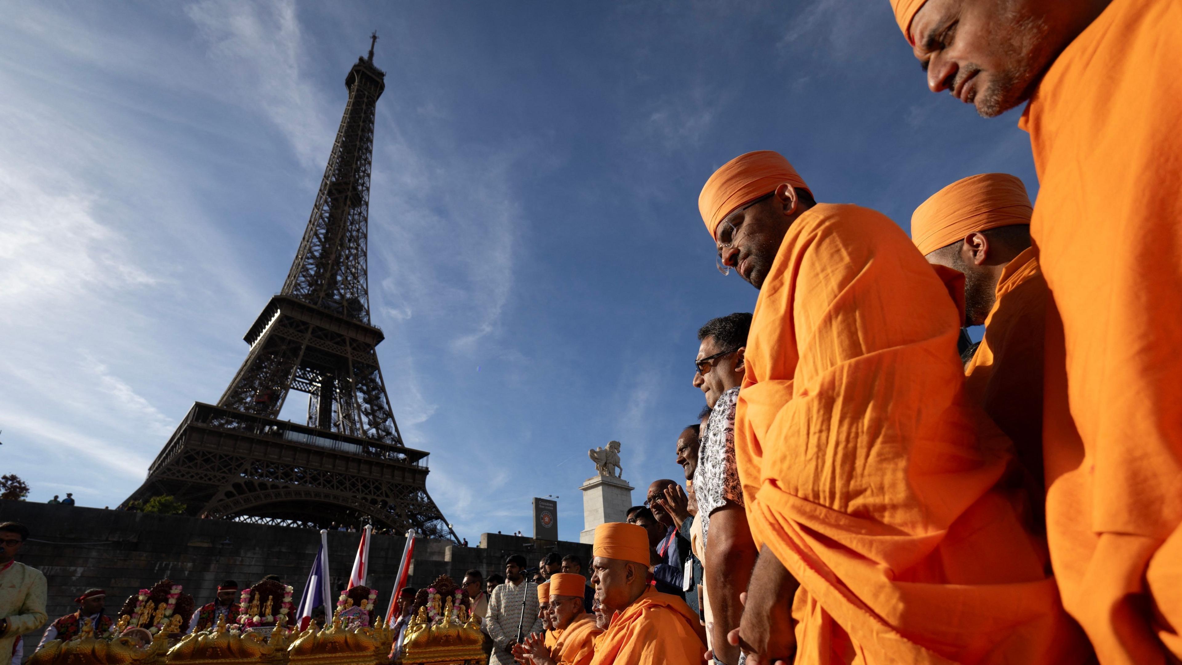 Eiffel Tower Investigation After Women Staff Replaced for Hindu Visit