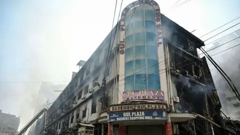 Tragedy at Gul Plaza: Survivors Share Harrowing Experiences from Karachi Mall Fire