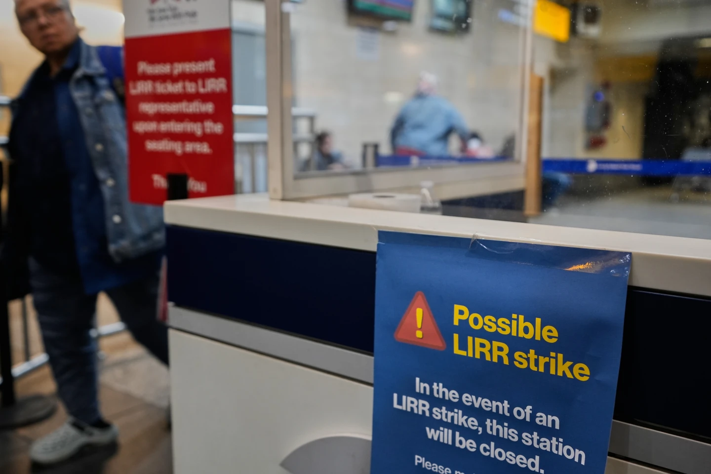 Long Island Rail Road Strikes Create Chaos for Commuters as Negotiations Fail