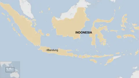Landslide in Indonesia's West Java Leaves 7 Dead, Over 80 Missing