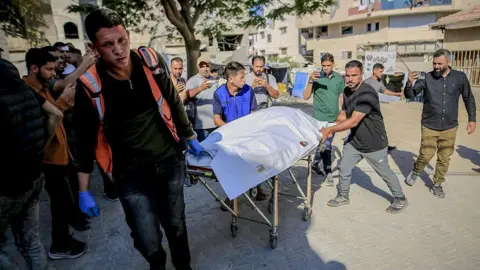 Six Dead in Gaza After Israeli Strike, Including Al Jazeera Cameraman