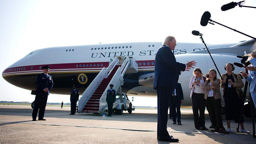 Trump Administration Subpoenas NY Times Reporters Over Air Force One Security