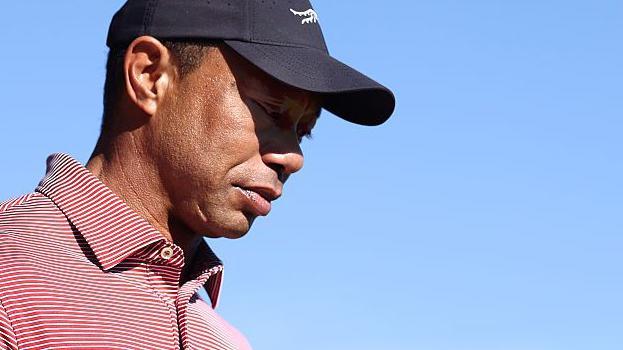 Tiger Woods Steps Away to Seek Treatment After Car Crash Incident